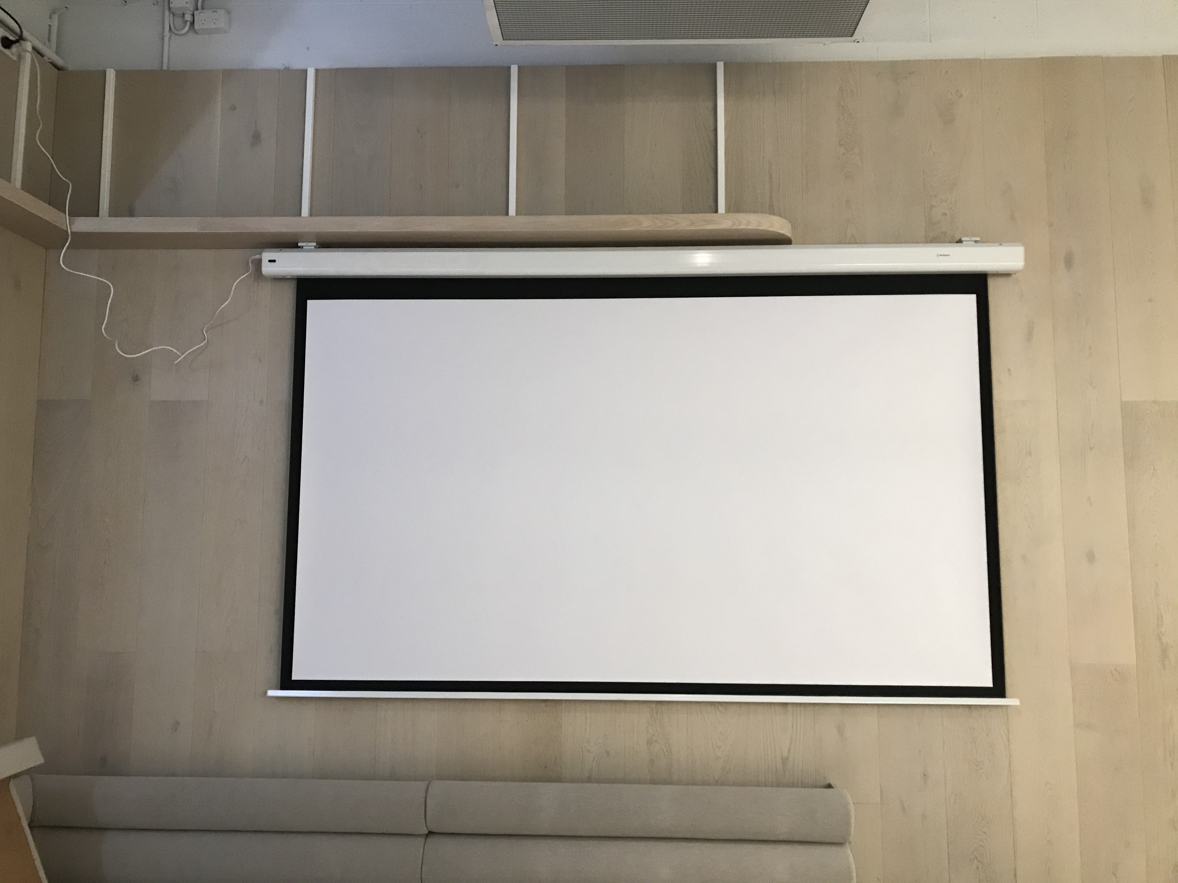Large Format Projection Screen